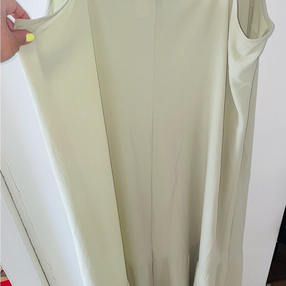 Beautiful summer dress! Worn 2 times - Picture 4 of 4